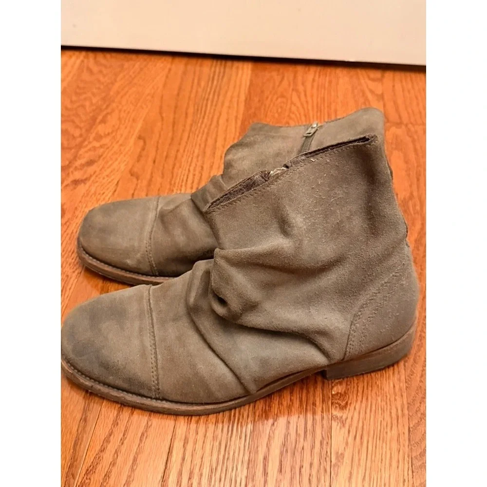 AllSaints Chelsea Boots Mens 44 Gray Suede Slouchy Ruched Side Zip Cap Toe